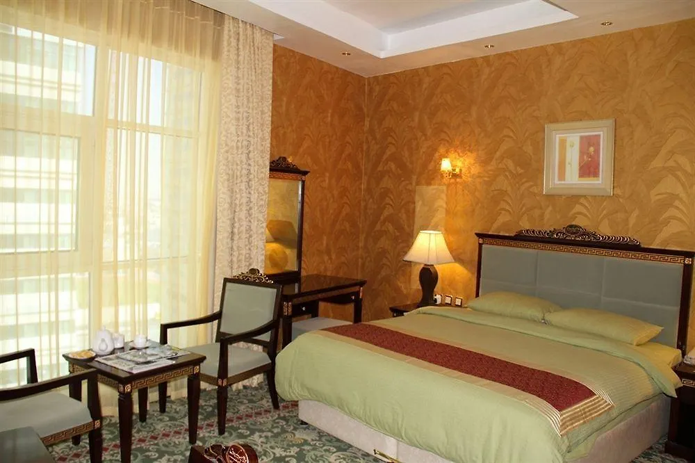 Golden Tulip Media Hotel Dubai 4*,  Verenigde Arabische Emiraten