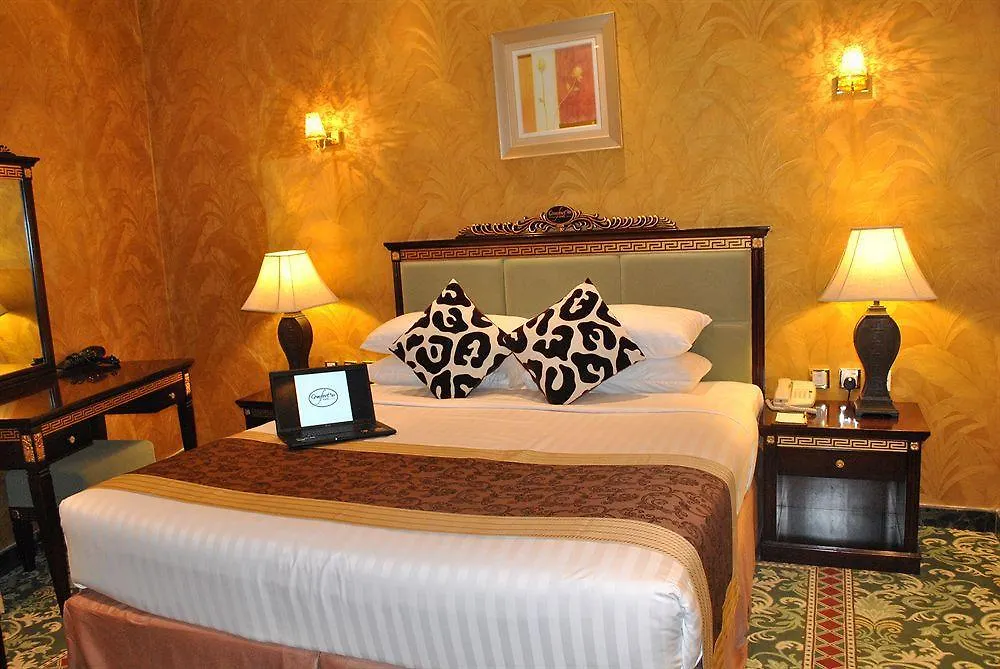 ****  Golden Tulip Media Hotel Дубай ОАЭ